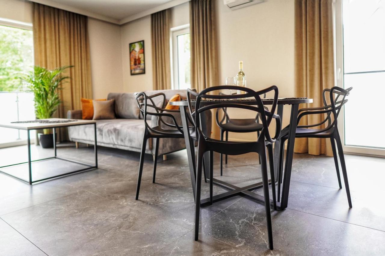 Apartamenty Centrum Park Twardowskiego 4 Zielona Gora  Bagian luar foto